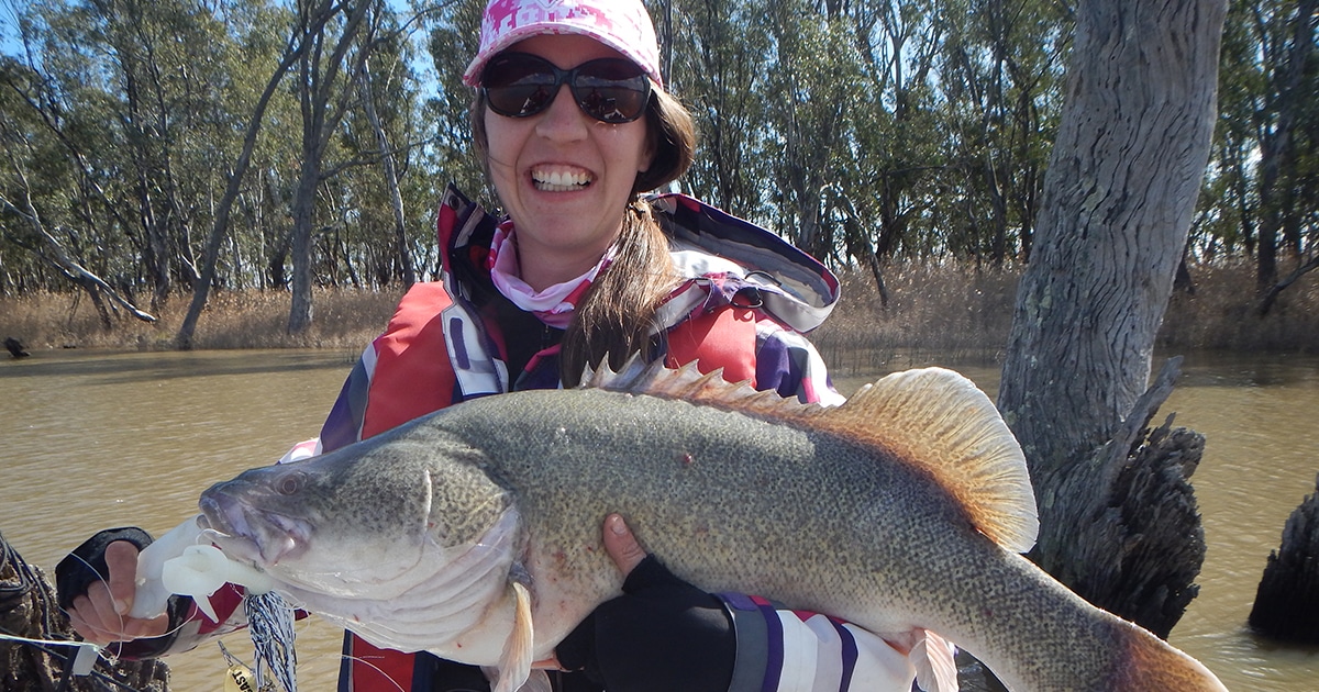 Karen Rees with a nice Murray Cod
